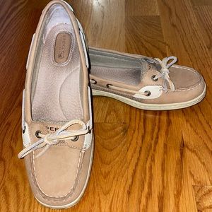 Women’s Sperrys